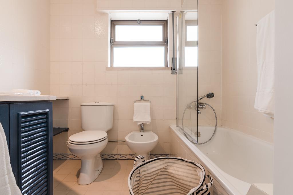 Chique And Spacious Flat In カスカイス 部屋 写真